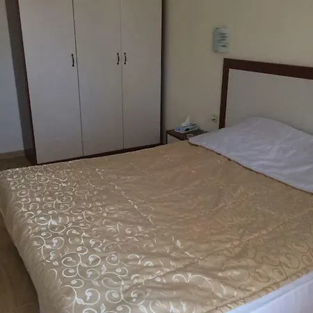 Belle A Svety Vlas شقة